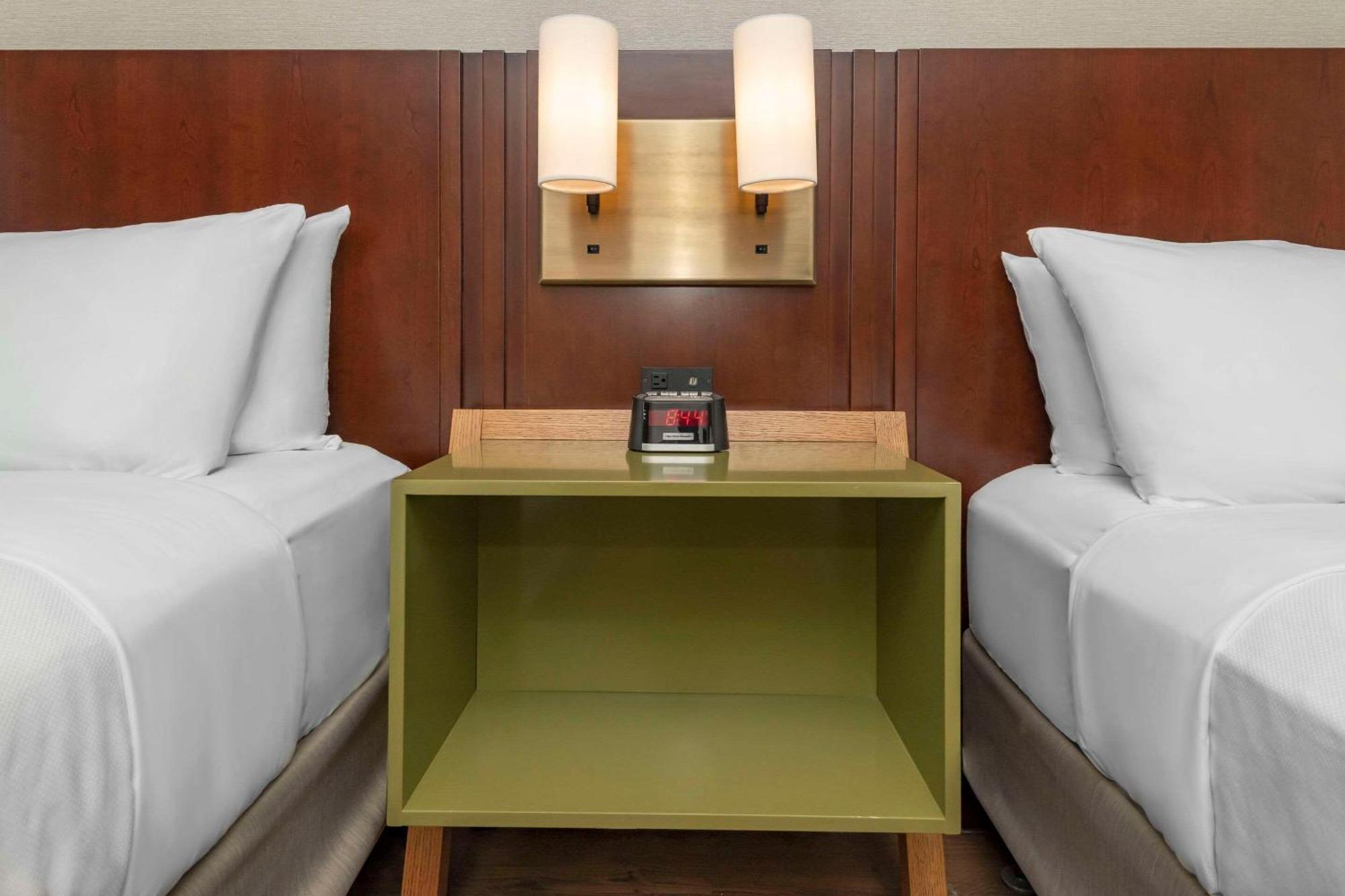 Comfort Inn East Садбери Экстерьер фото