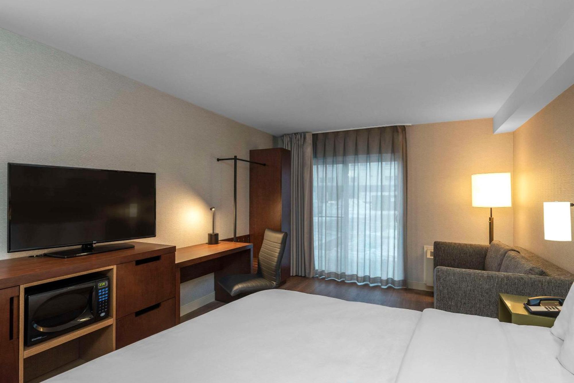 Comfort Inn East Садбери Экстерьер фото