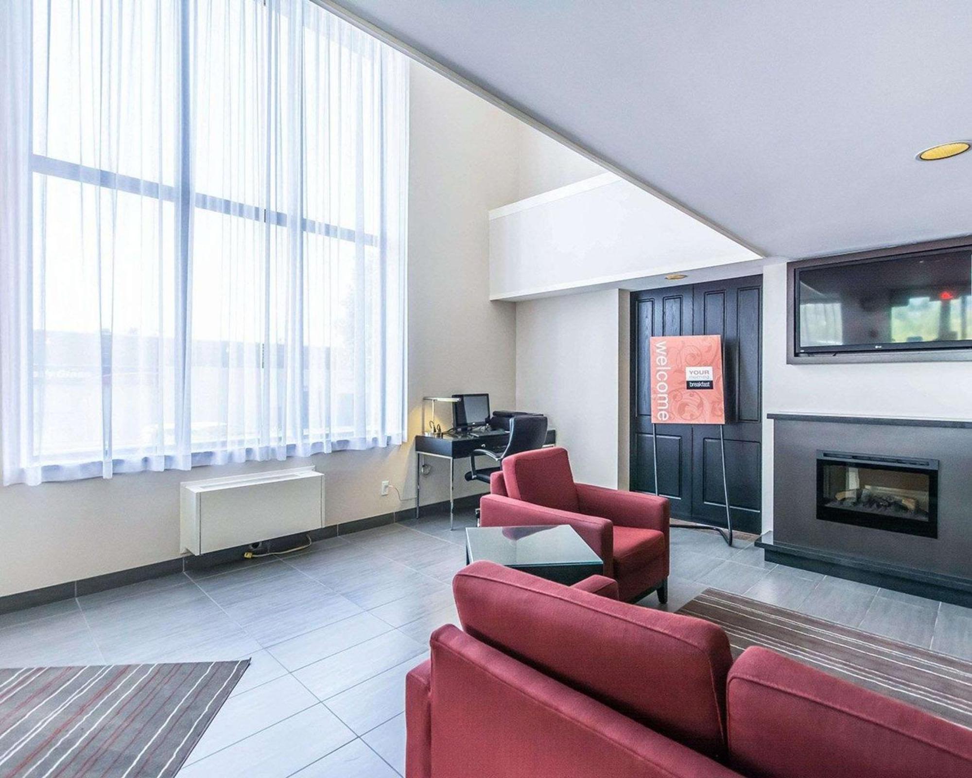 Comfort Inn East Садбери Экстерьер фото